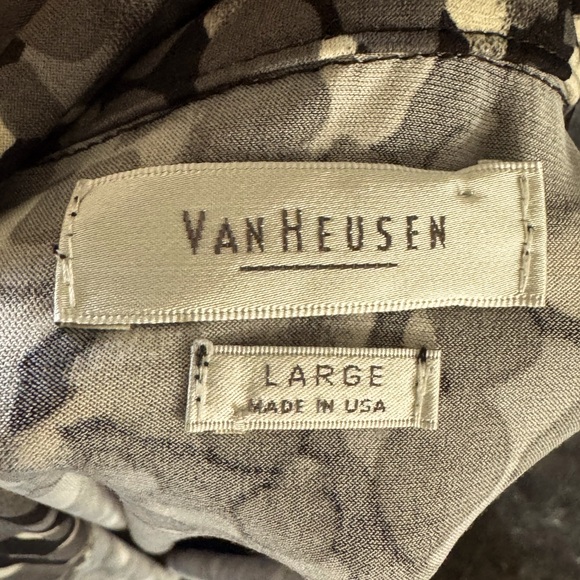 VanHeusen, Tshirt, Button Up, Large, Womens, Grey, White, Stylish, Comfort - Picture 3 of 3